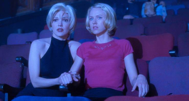 Rita and Betty are frightened in Mulholland Drive